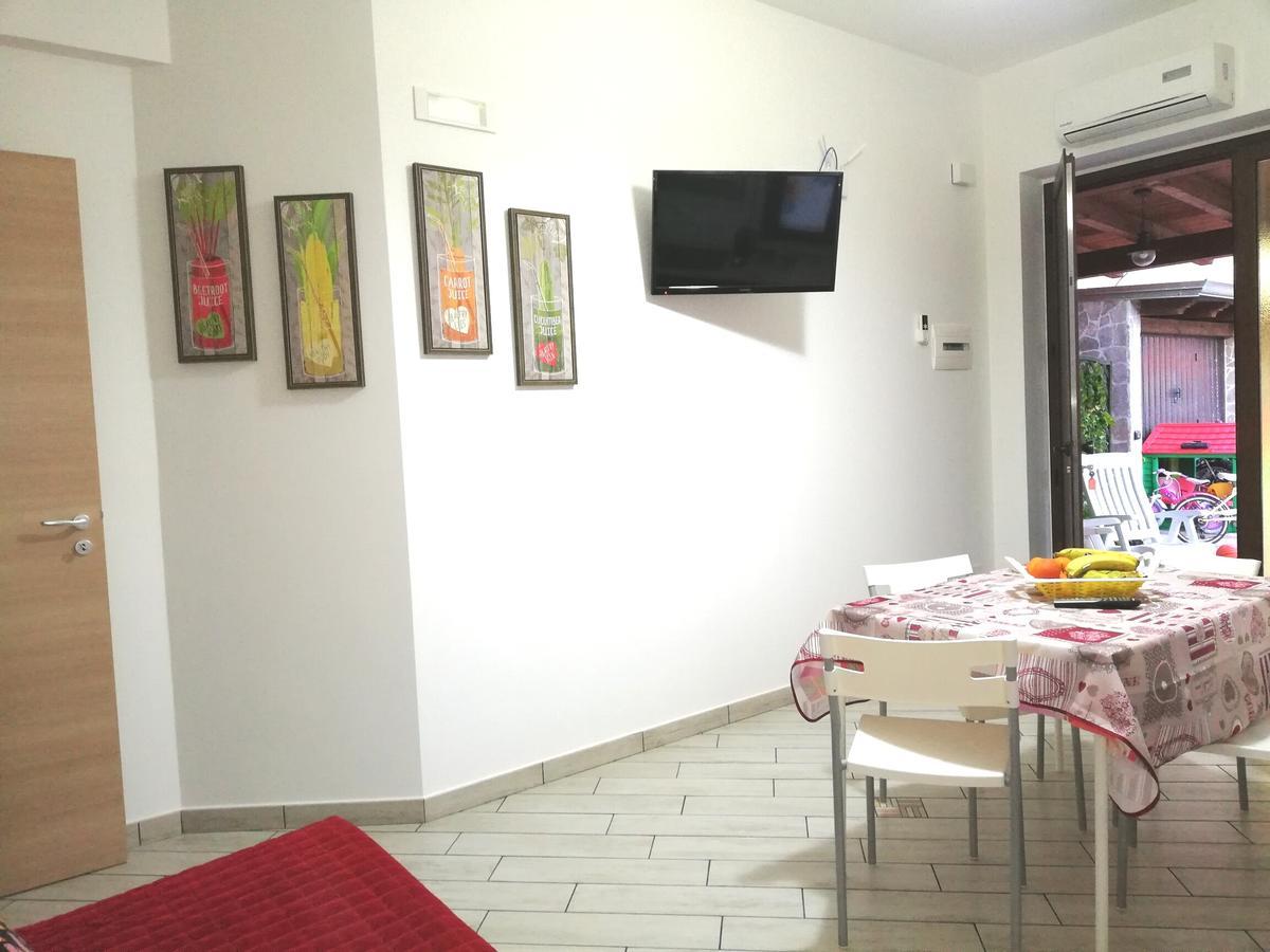 Capo D'Orlando Apartments 外观 照片